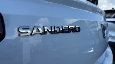 Dacia Sandero 1.0 TCe Essential 5dr Bi Fuel Hatchback